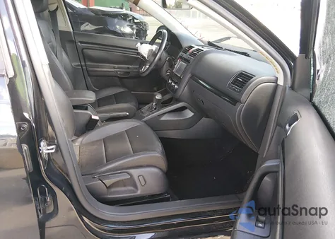 2010 Volkswagen Jetta Wolfsburg Edition from USA, damaged, VIN 3VWRJ7AJ0AM077788